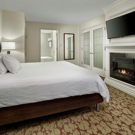 Hilton Garden Inn West Edmonton Bagian luar foto