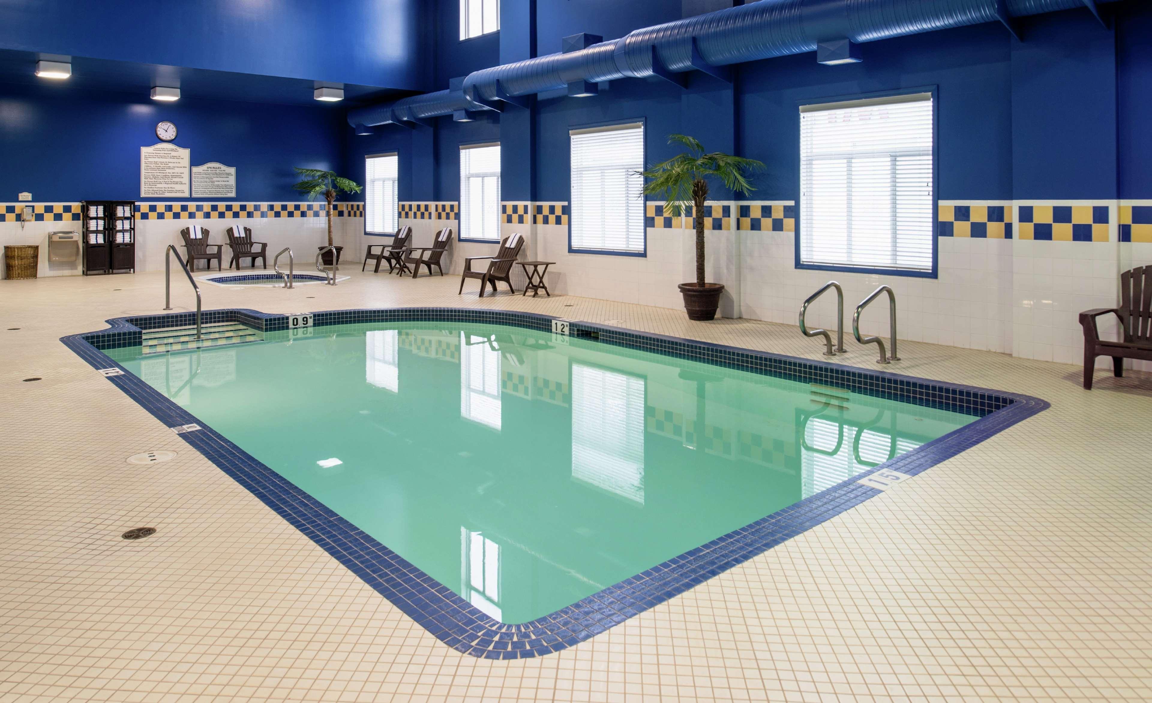 Hilton Garden Inn West Edmonton Bagian luar foto