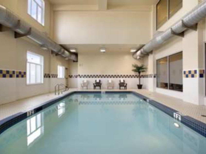 Hilton Garden Inn West Edmonton Bagian luar foto