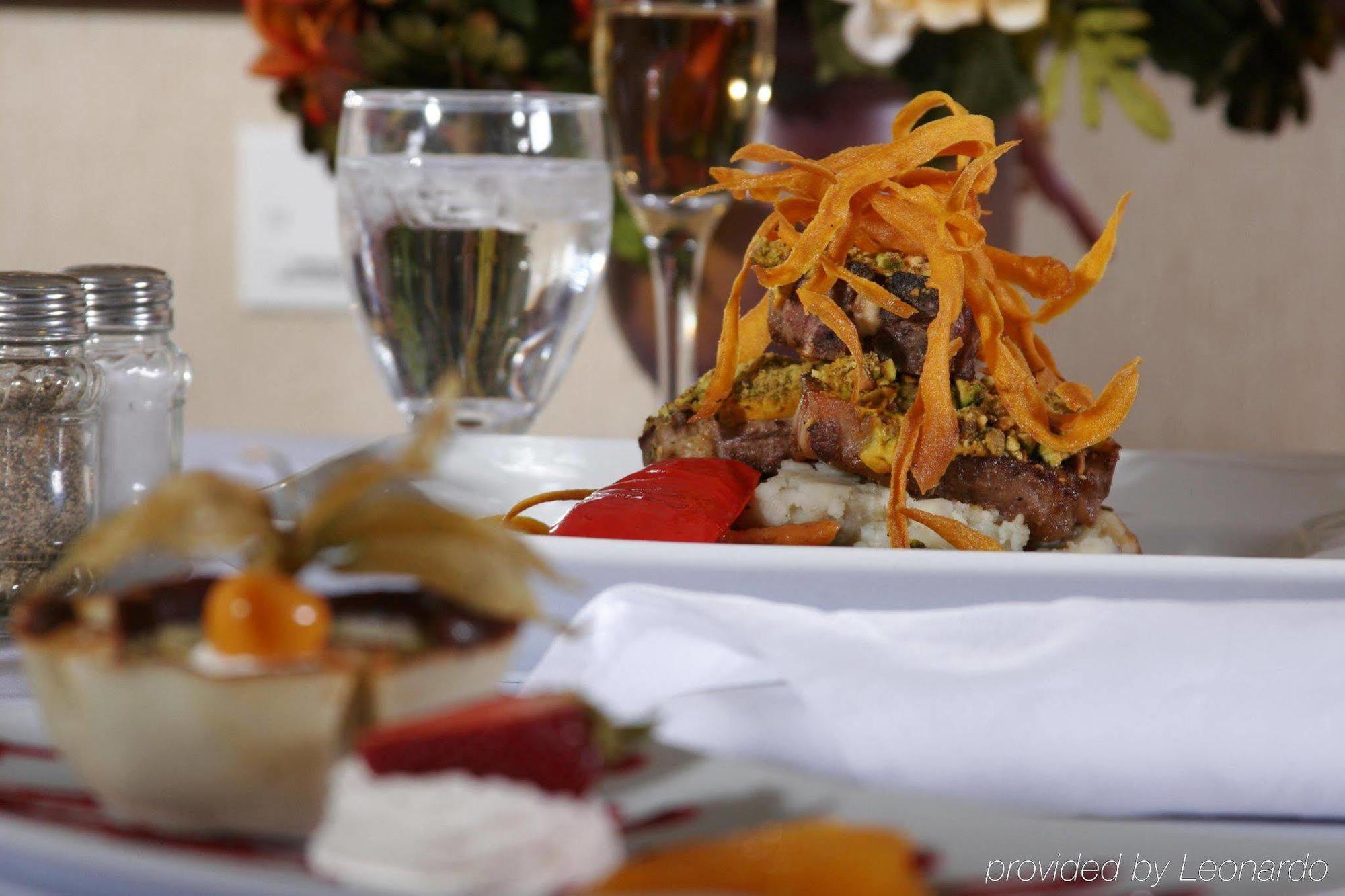 Hilton Garden Inn West Edmonton Bagian luar foto
